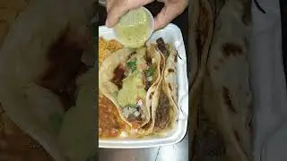 2 Taco plate from 7 Eleven is so freaking good