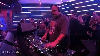 IN THE BOOTH 013 DJ SNEAK