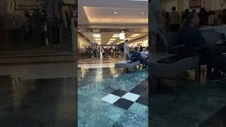 Apple Store in Richmond Center