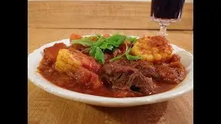 Beef Stew with Red Wine and Tomato (Carbonada)