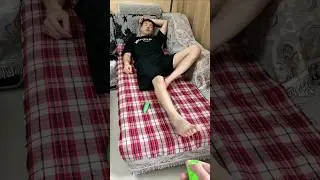 Dad Thinks Toy Is a Snake 😂 | Hilarious Wake-Up Prank #wakeupprank #viralshorts