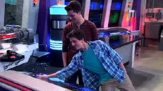 Szczury laboratoryjne - Nieznośni Chase i Adam. Oglądaj w Disney XD!