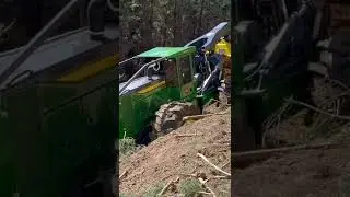 the team logging #shorts #farming #johndeere #forest #farmingsimulator #skidder