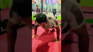 55 pushups just 50sec #shortschallenge oh #shortscompetition #shortsprank