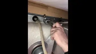 Superior Tool - Basin Buddy - Универсальный ключ для гаек смесителей