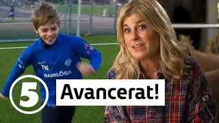 Wahlgrens v&auml;rld | Pernilla Wahlgren leker fotbollsmorsa/coach till Theo | Torsdagar 21.00 p&aring; Kanal 5