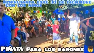 CONTINUAMOS CON LA SEGUNDA PIÑATA #video #juguetes  #FIESTA #findeaño #elsalvador #VIRALVIDEO #feliz