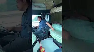 japani couple track driving 24hr nonstop#shortvideo #video #japanese #biral