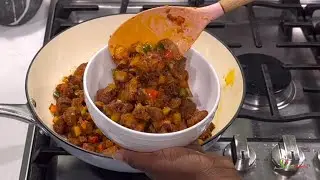 How To Cook Chicken & Plantain Sauce, My Friends Can’t Have Enough Of It, Very Delicious 😋