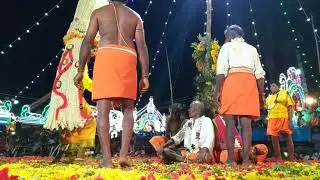 Holur karaga