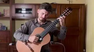 Giovanni Accadìa plays a Stephan Connor Guitar - Review