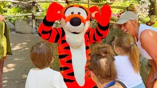 (4K) Tigger Meet & Greet At Disneyland Park 2025!