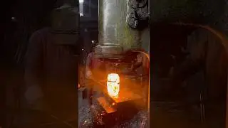 Forging Hard Metal Die Plate Of 100Kg At 450Kg Hammer Machine #forging #blacksmith #machine #hammer