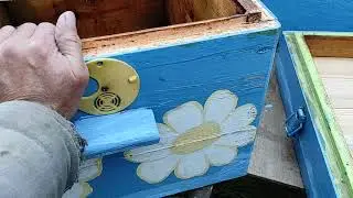 BEEKEEPING PROBLEM!!! 300th Dadant frame and mesh bottom!!! LIQUIDATION!!!