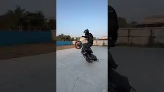 😱Extreme bike stunt😱|brakeraj| #shorts #tamil