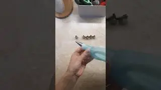 Как надевать насадки на многоразовый кондитерский мешок 😱