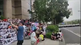 Massive protest in Henan over a banking scandal. 400,000 people can't access their bank accounts.