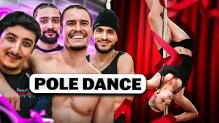 4 mecs MUSCL&Eacute;S au POLE DANCE