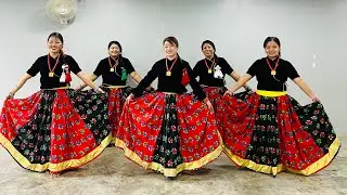 TUNGNA RA DAMPHU BAJAUDAI /DANCE COVER / OLD NEPALI SONG / #dance #tamangselosong #simplesteps