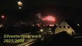 Silvesterfeuerwerk 2025/2026 🎆 🍀 Happy new Year // Frohes neues Jahr 🍀