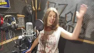 Cher - Walk alone  Cover by Agnes Jarfas