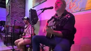 Brough and Byrnes Live at the Brisbane Inn- Call me Al- Paul Simon Cover