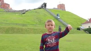 Фуникулер на башню Гедимина (Gedimino pilies bok&scaron;tas). Смотровая площадка на Вильнюс (Vilnius).