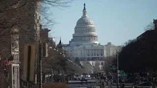Government shutdown is about to enter 5th week, prompting warnings about a hunger crisis