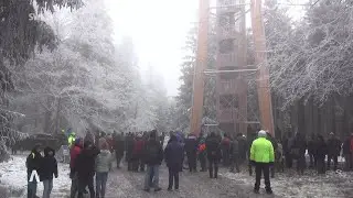 Auf dem Idarkopfturm 2022: Die Er&ouml;ffnung