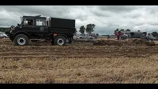 Feldtag R&uuml;then/Meiste 2025 # Unimog 416 zieht gro&szlig;en Baumstamm