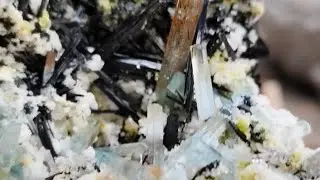 Chaotic Crystals amidst a Congolese delivery - Mineral and Fossils wholesale