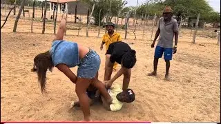 DISPUTA PARA JOGAR O AN&Atilde;OS NA CAIXA AS MULHERES CONTRA CHAGUINHA E Z&Eacute; FUR&Atilde;O