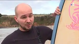 Douarnenez : manifestation des surfeurs contre la pollution de la plage du Ris