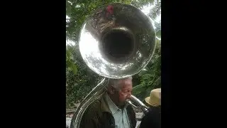BANDA BRISAS DE FUNES - EL COMISARIO MUNICIPAL