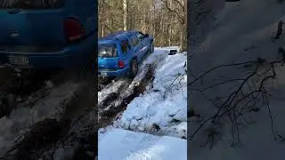 1999 dodge Durango 5.9 4wd vs snowy hill