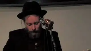 Pelkk&auml; Pirttinen &ndash; Valehtelin (live)