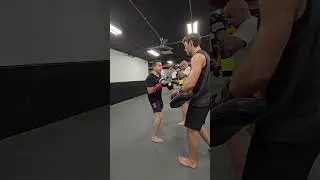 🥊Muay Thai Flow Combo: Jab - Fake to Kick Mastery 💥