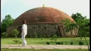 Sadhguru : Spiritual and Mystic Wisdom - Very old and rare video