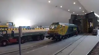 Large 40ft loft layout OO gauge model railway video no 80