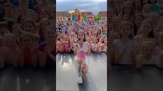 2000 kids singing with me 🔥 | Andra Gogan