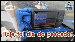 cardume gigante achado através do sonar no rio tiete.