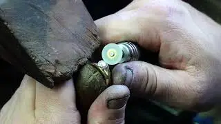 Adding a Halo to an Engagement Ring | Hand Crafted Jewellery | Robert Cliff Master Jewellers