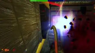Headcrab setting off the sentry gun - Black Mesa