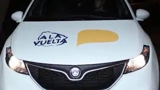 El ploteo de nuestro auto con Antel