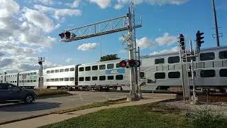 Metra Train  Rohlwing Rd #33