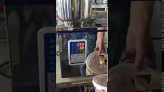 Low cost tabletop powder weighing filling machine