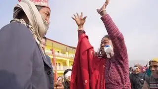 In Nepal, surgeon runs free treatment camps for impoverished blind people &bull; FRANCE 24 English