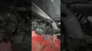 How-to FIX Yamaha MT09/Tracer the green N flashes up but is instantly replaced with a white square.