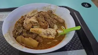 Heng Kee Curry Chicken Noodles - Hong Lim Food centre