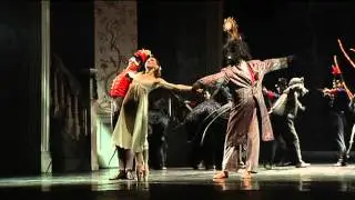 Schiaccianoci (Nutcracker) ballet by Luciano Cannito